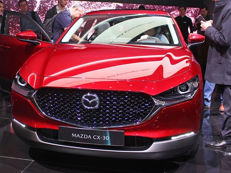 حضور درخشان آفتاب خودرو با مدل‌های مزدا ۳، CX-30 و CX-50 در نمایشگاه خودرو تهران